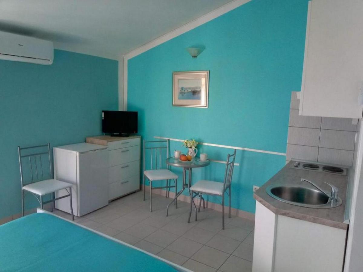 Apartments Zadro Tribalj Esterno foto